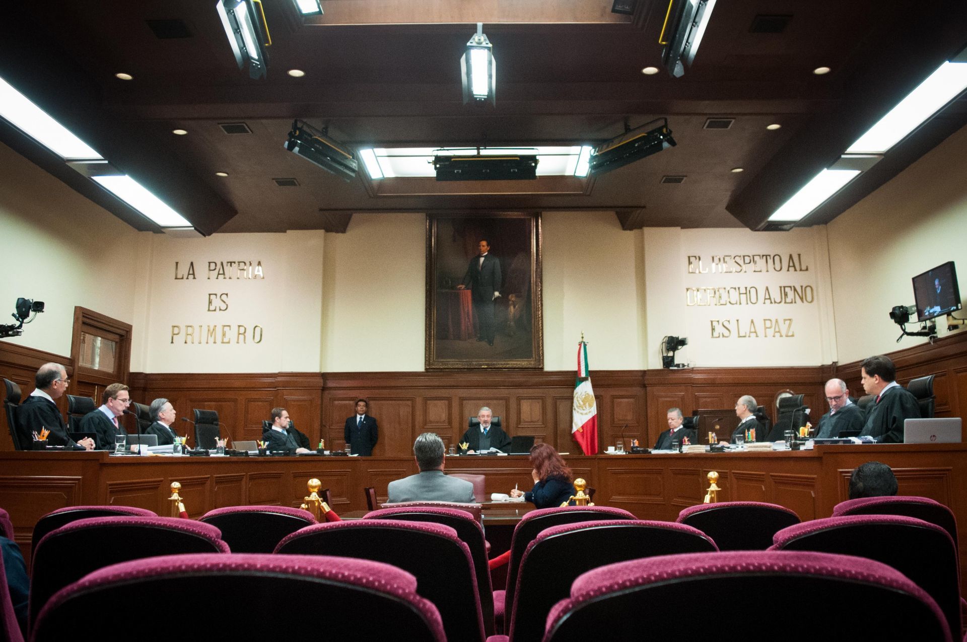 La Suprema Corte admite controversia del INE contra ‘plan b’ electoral
