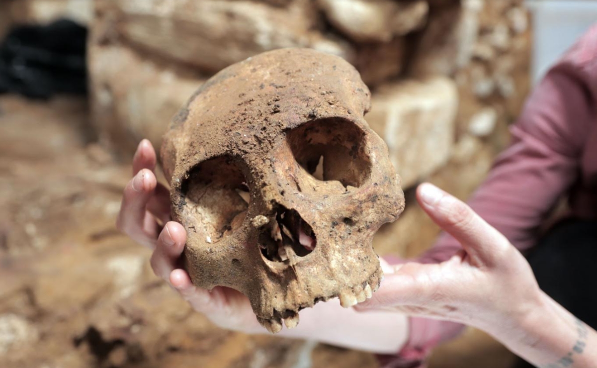 Arqueólogos descubren una cámara funeraria en Palenque