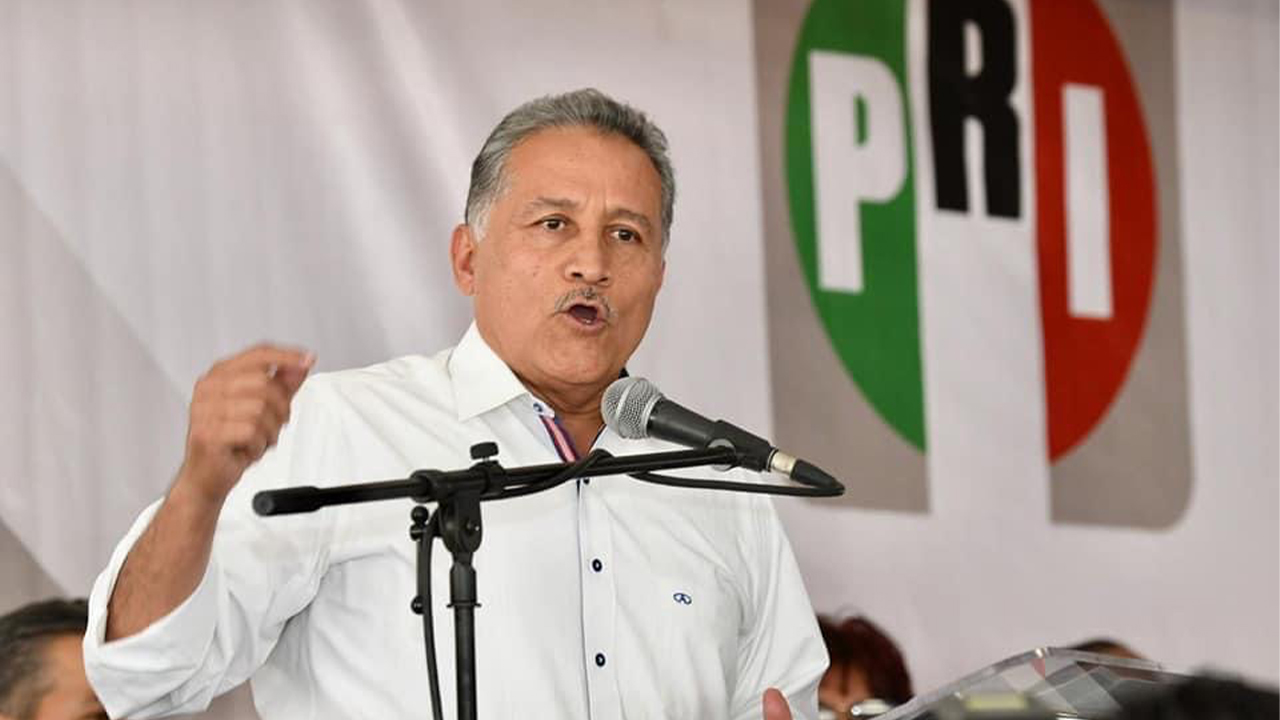 Arturo Zamora renuncia al PRI para regresar a su ‘origen ciudadano’