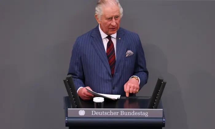 El rey Carlos evita mencionar el Brexit ante el parlamento alemán