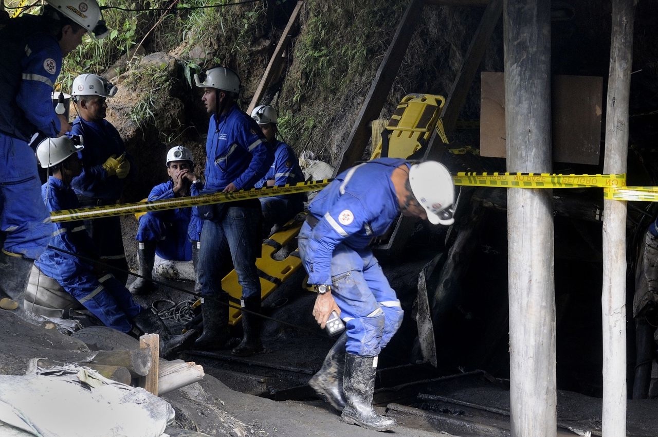Explosión en mina suma 11 muertos y 10 desaparecidos en Colombia