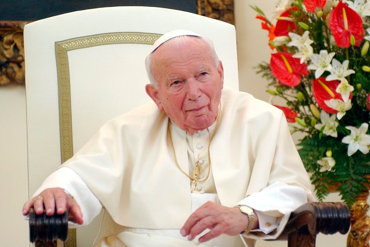 Juan Pablo II encubrió casos de pederastia en Polonia, acusa nuevo libro