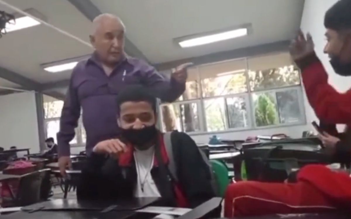 SEP separa del cargo a profesor que amenazó con ‘romperle su madre’ a estudiante