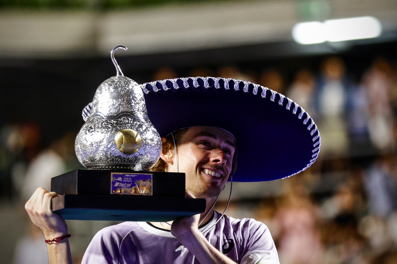 Alex de Minaur sorprende y es campeón del Abierto Mexicano de Tenis