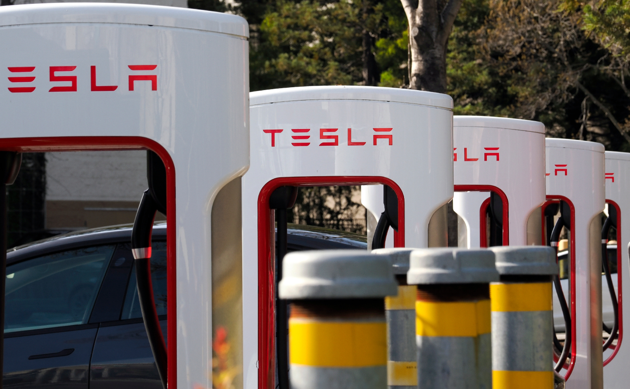Nuevo León analizará incentivos fiscales para la nueva planta de Tesla