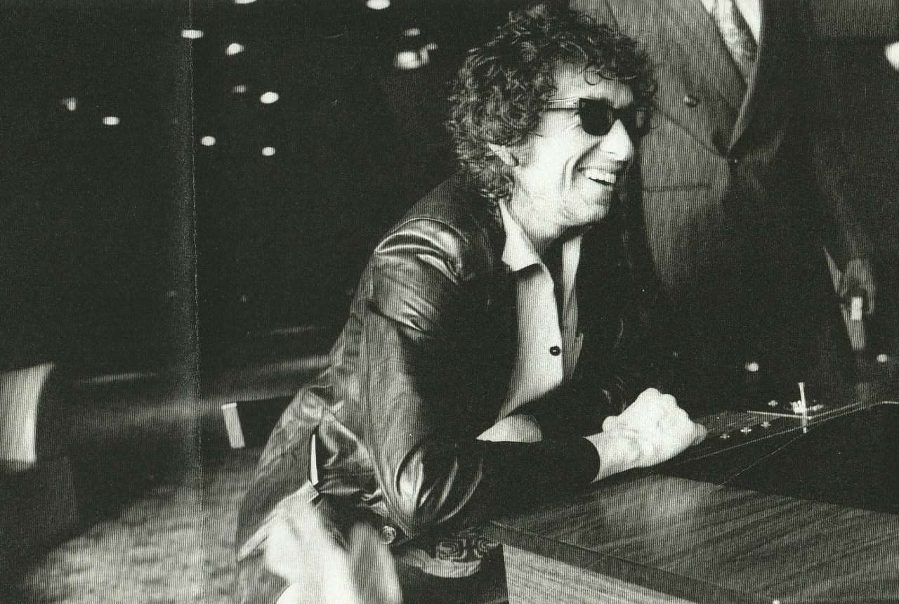Legendaria armónica de Bob Dylan se subasta por 45 mil dólares