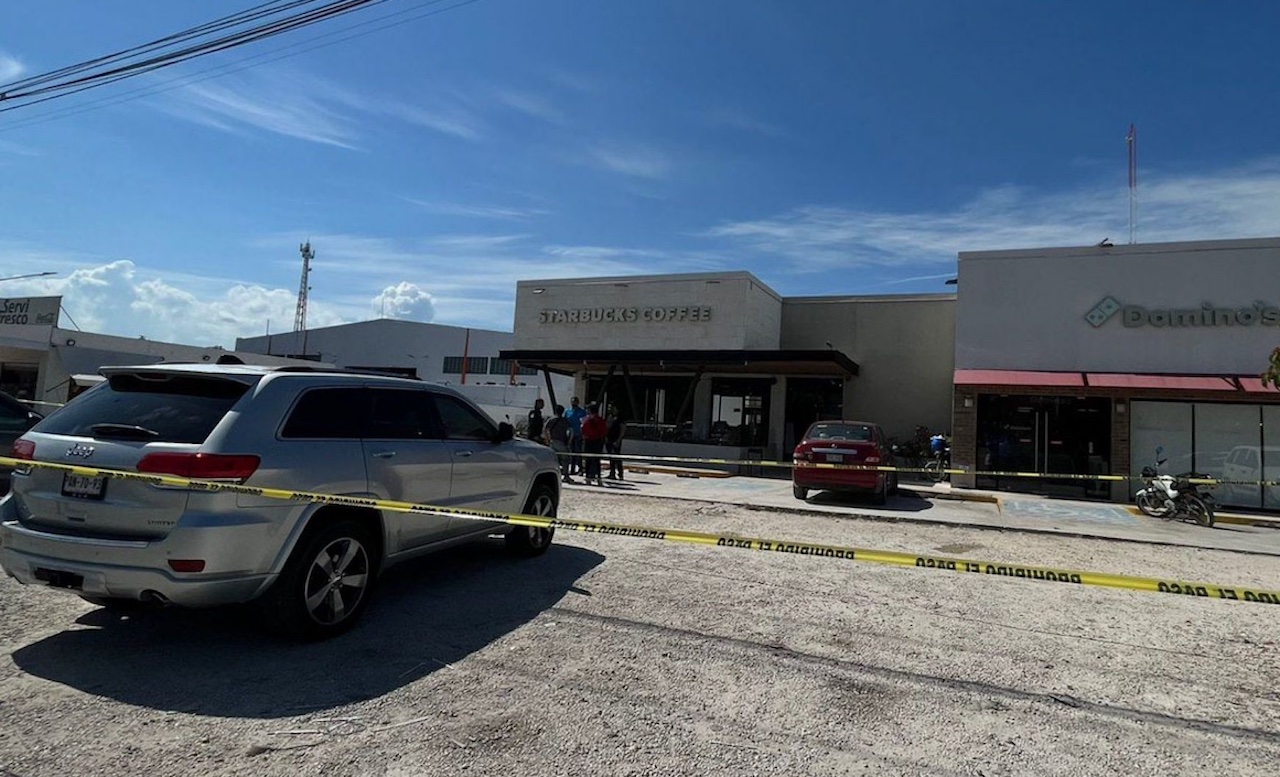 Balacera en Tulum: matan a cliente con disparo en un Starbucks