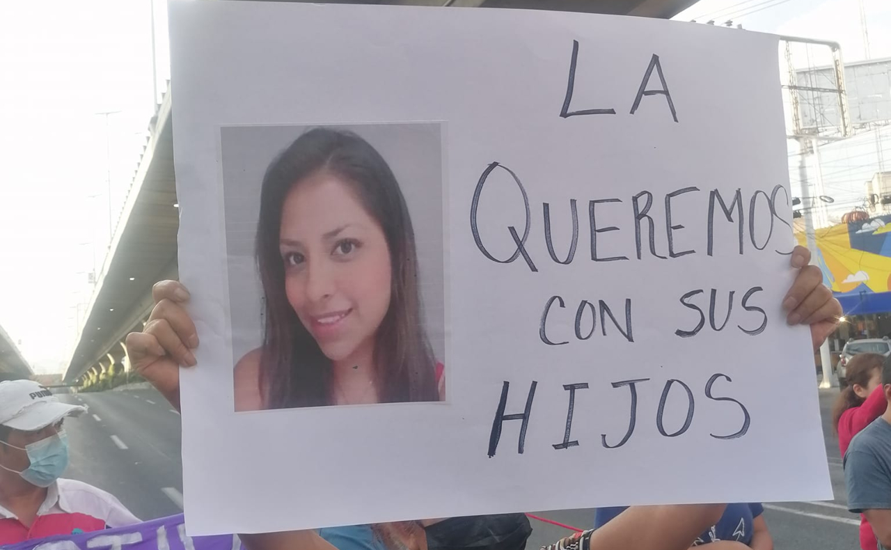 Familiares de Diana Peña exigen su búsqueda con bloqueo en Periférico