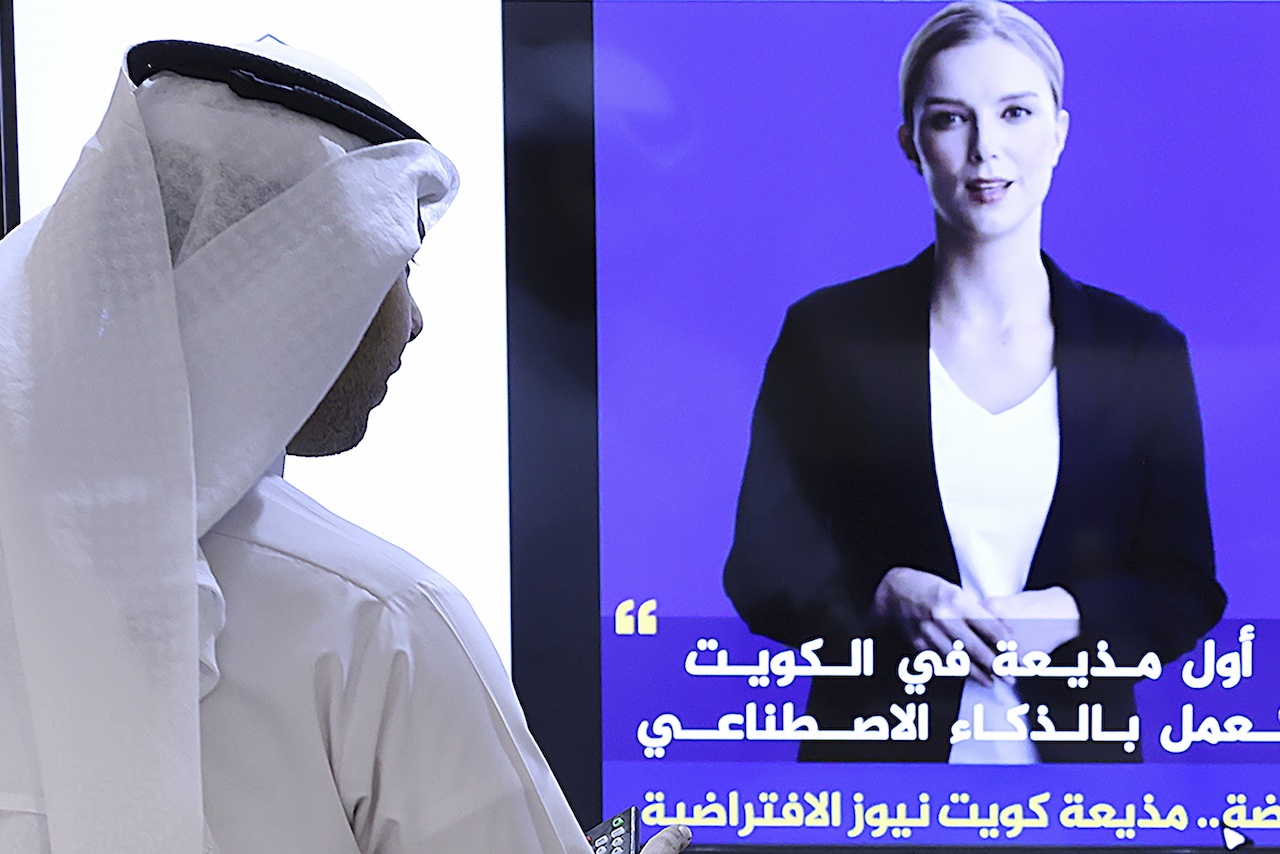 Kuwait muestra conductora de TV creada con inteligencia artificial