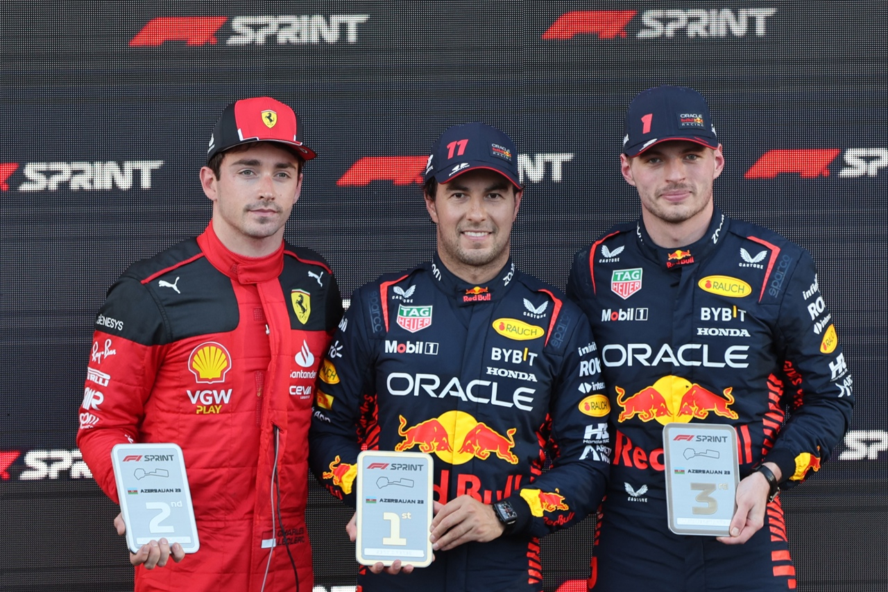 ¡Orgullo mexicano! ‘Checo’ Pérez se impone a Max Verstappen y gana el GP de Azerbaiyán