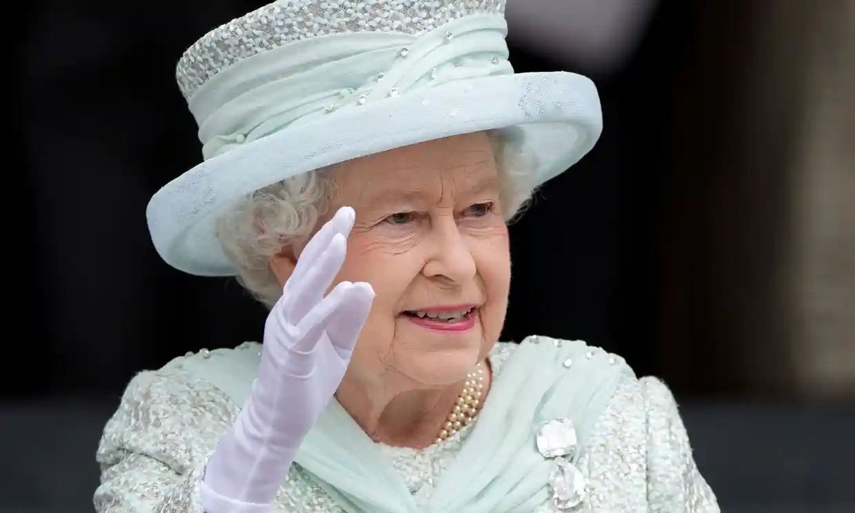 FBI: Revelan atentados fallidos contra la reina Isabel II en Estados Unidos