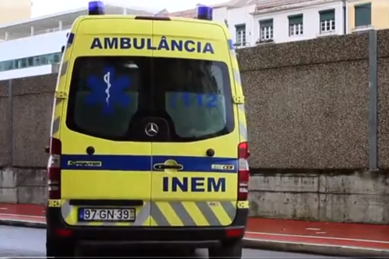 Portugal: un bebé murió tras seis horas esperando a ser llevado a un hospital