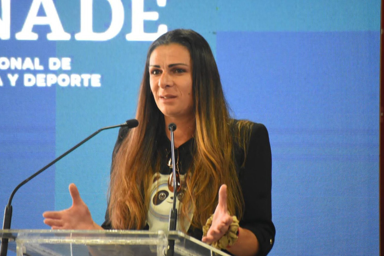 ‘Sabotear y mentir no es la vía’: Ana Guevara sobre las nadadoras mexicanas