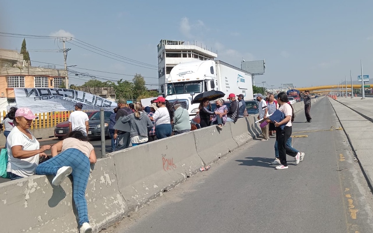 Bloqueo en la México-Puebla: Protestan por falta de agua en Valle de Chalco