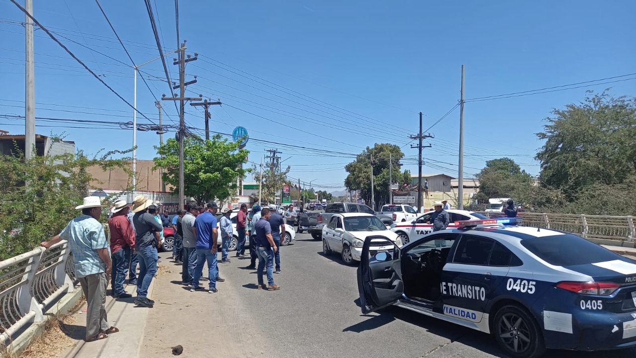 Productores bloquean instalaciones de Pemex en Sinaloa; alertan de desabasto de gasolina