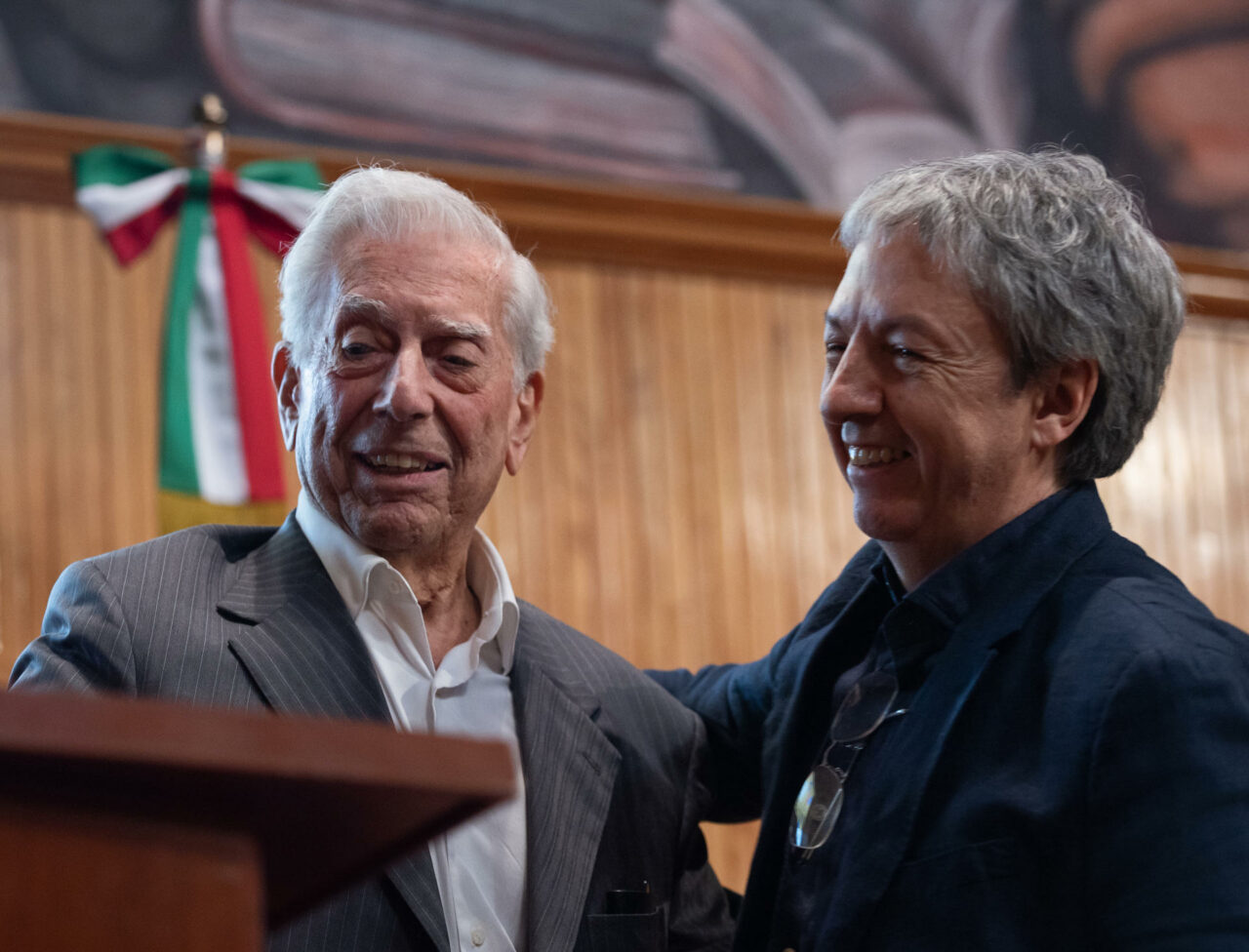David Toscana gana el V Premio de Novela Mario Vargas Llosa