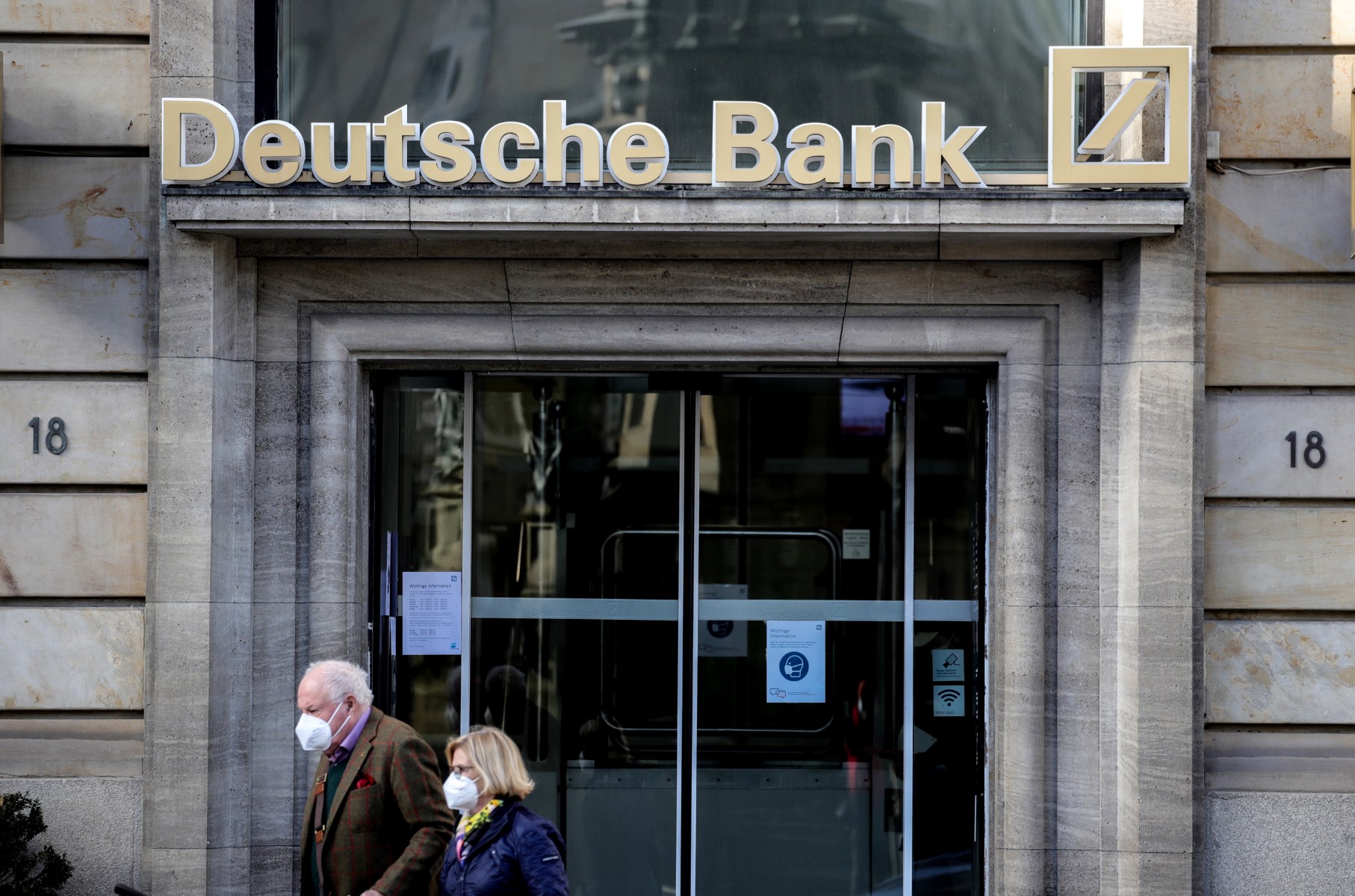 Deutsche Bank pagará 75 mdd a víctima de Jeffrey Epstein