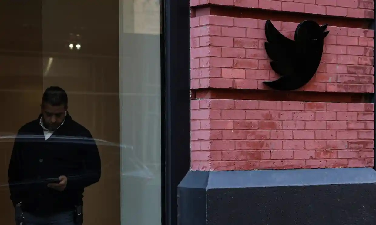Conserjes de Twitter en NY presentan demanda por despidos y exigen el pago de salarios atrasados