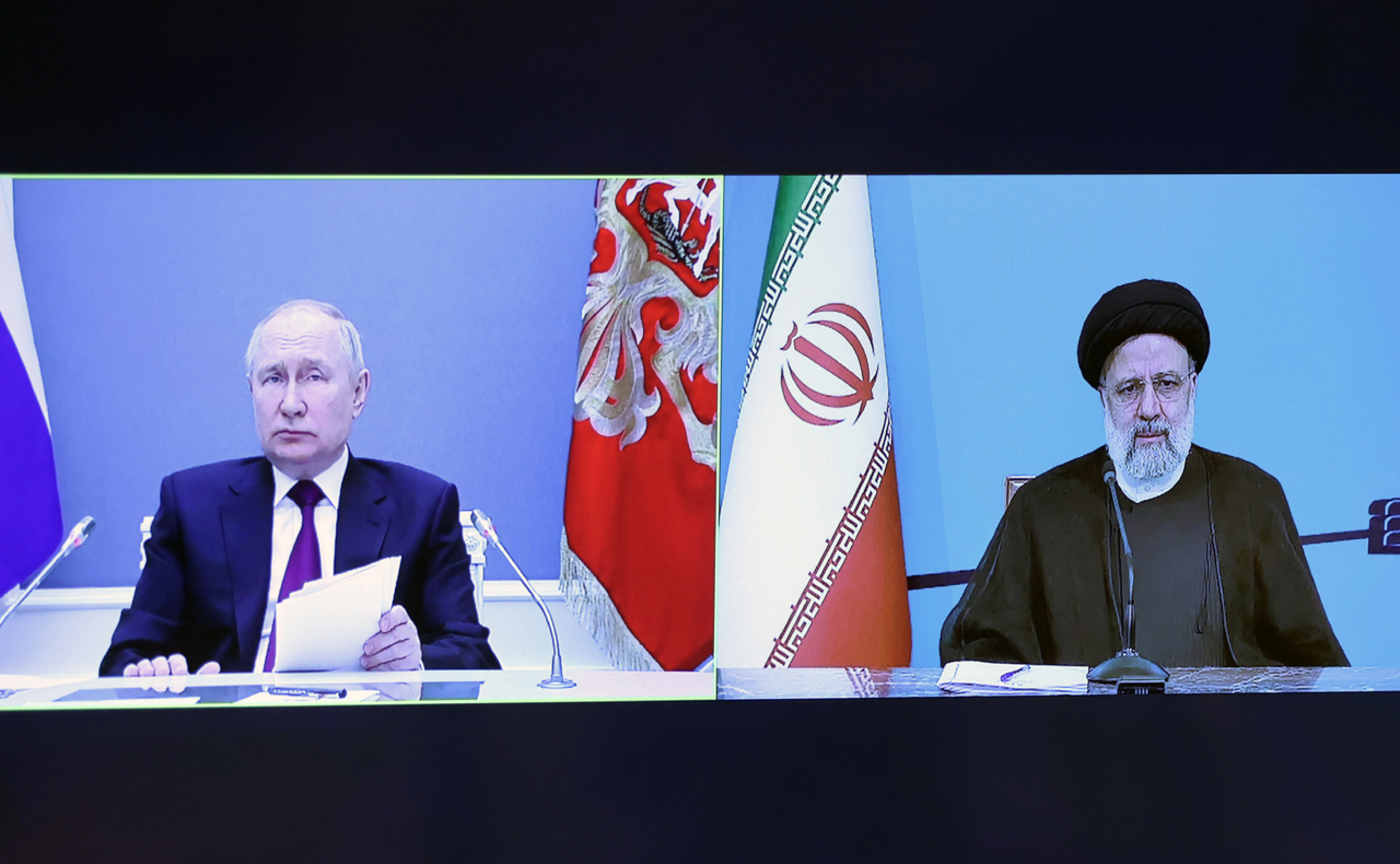 Irán y Rusia firman acuerdo para crear una ruta comercial Norte-Sur
