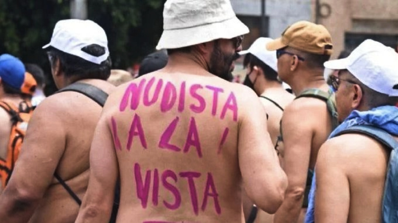¡Quítate los prejuicios!: Organizaciones realizan la 1ra marcha nudista en CDMX