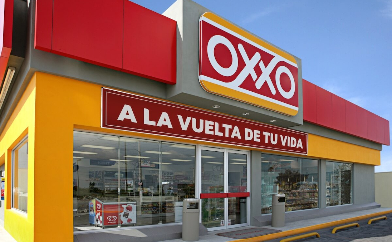 ¡Sí hay sistema! Oxxo se expande en Brasil y abre una tienda por día