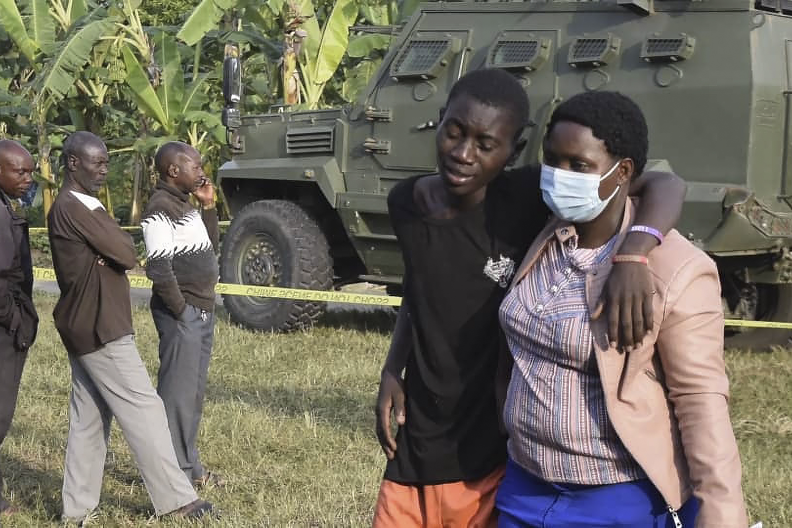 Ataque en escuela de Uganda deja 41 muertos, la mayoría estudiantes