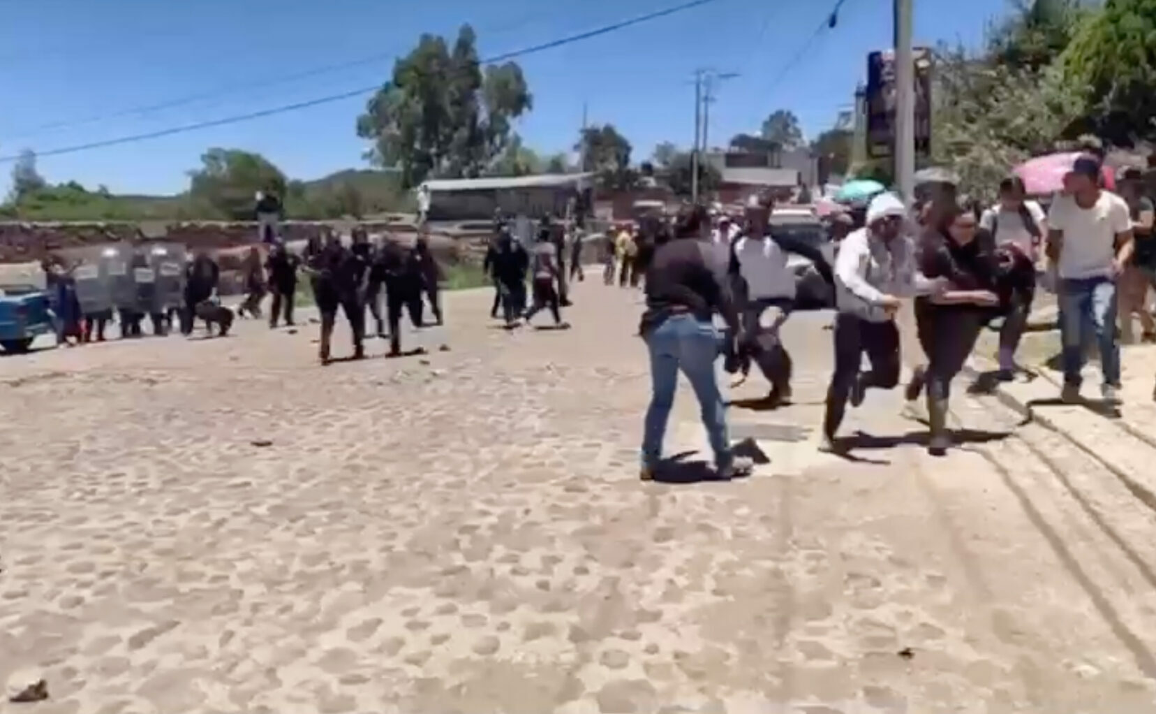 Un poblado de Querétaro fue sitiado por la policía tras una disputa ejidal
