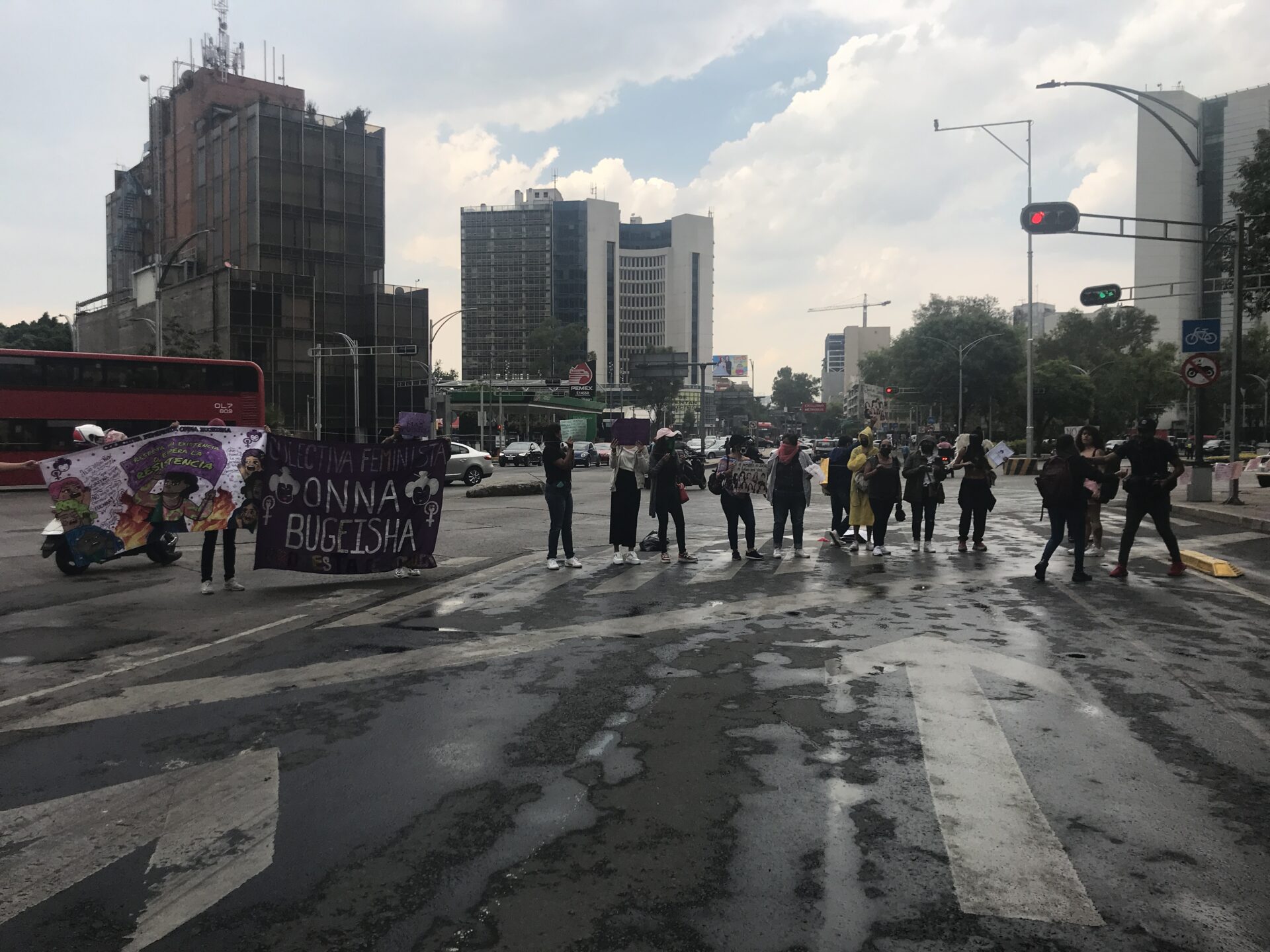 Colectivas feministas defienden la protesta económica en la alcaldía Cuauhtémoc