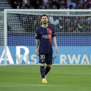 Lionel Messi se despide del PSG entre abucheos y con una derrota ante el Clermont