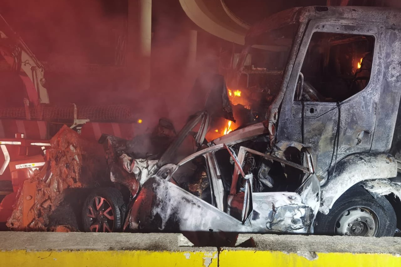 Accidente en la México-Cuernavaca deja dos muertos y seis heridos
