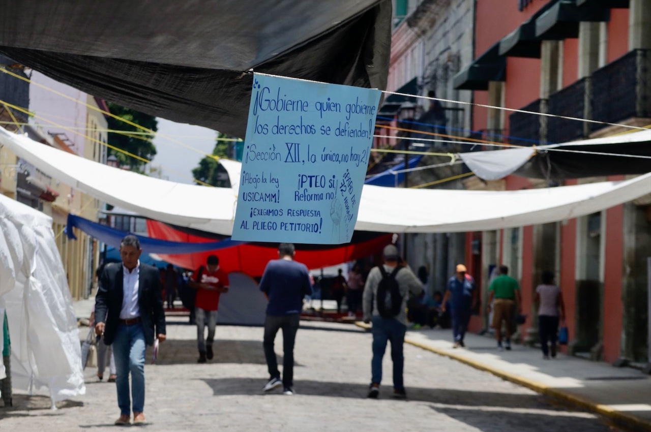 Bloqueos en Oaxaca: Maestros de la CNTE toman las calles