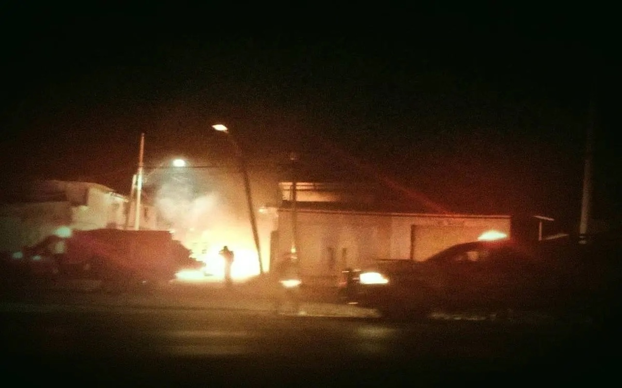 Explota coche bomba y lesiona a 4 guardias nacionales en Celaya