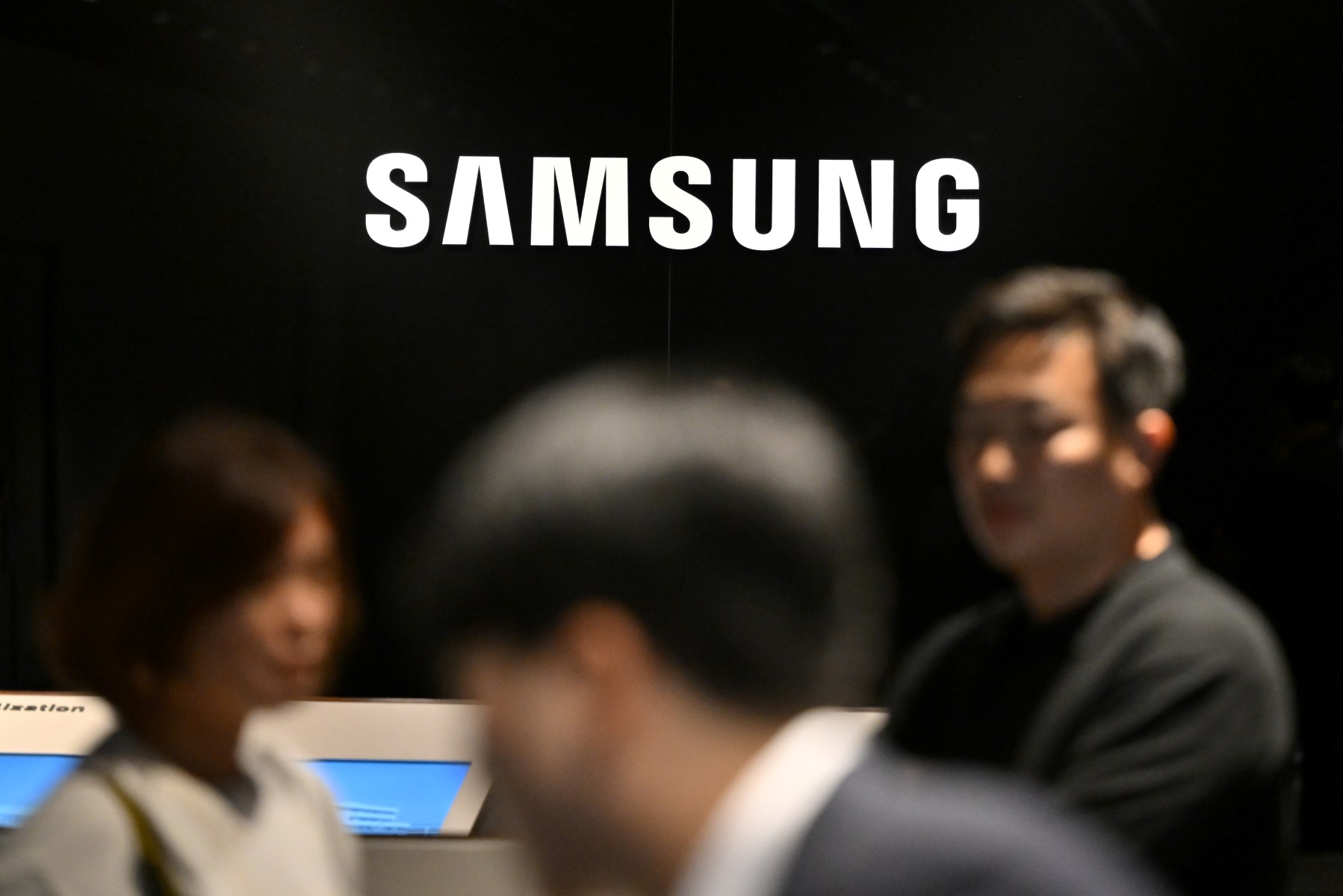 Exdirectivo de Samsung es inculpado por robo de secretos industriales