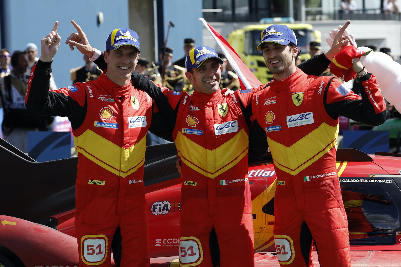 Ferrari gana las 24 horas de Le Mans y vuelva a la cima del automovilismo