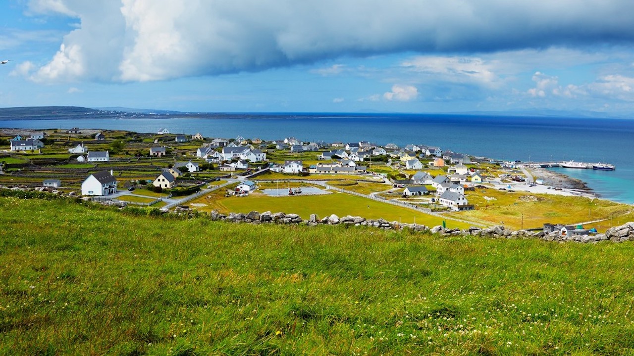 ¿Vivirías en una? Irlanda paga más de 80 mil euros por vivir en una de sus islas
