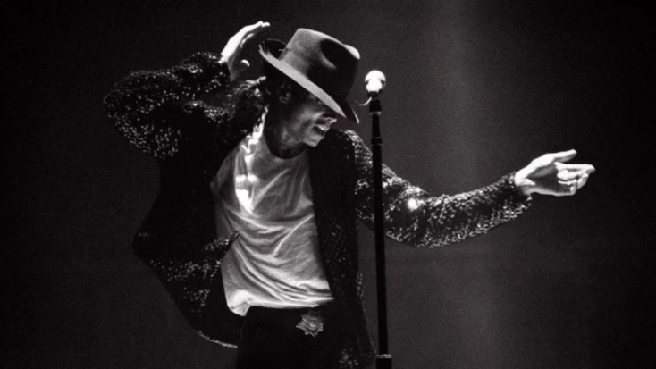 Subastarán sombrero del ‘Moonwalk’ de Michael Jackson