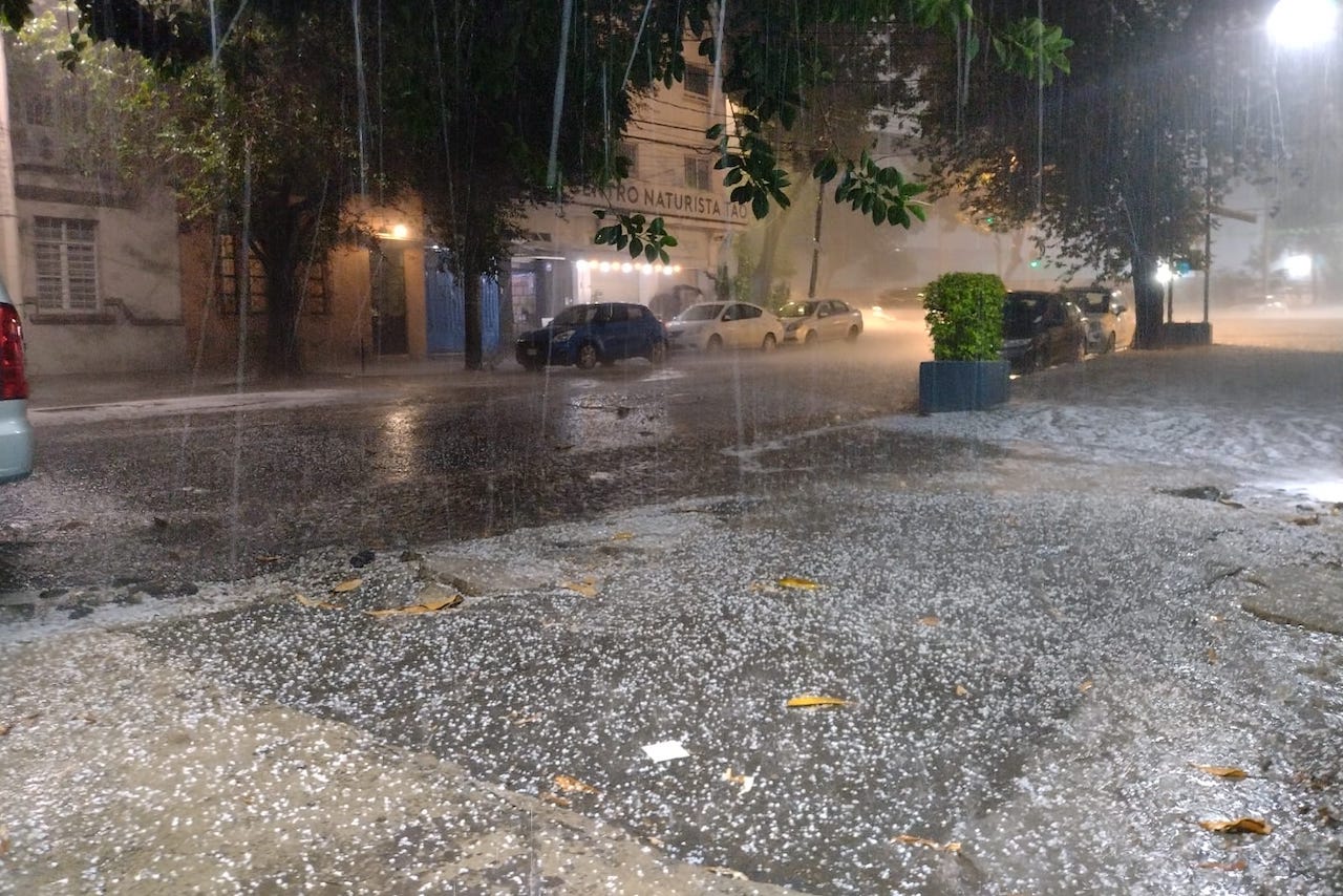 Lluvia y granizo sorprenden a la CDMX: Protección Civil activa alerta amarilla