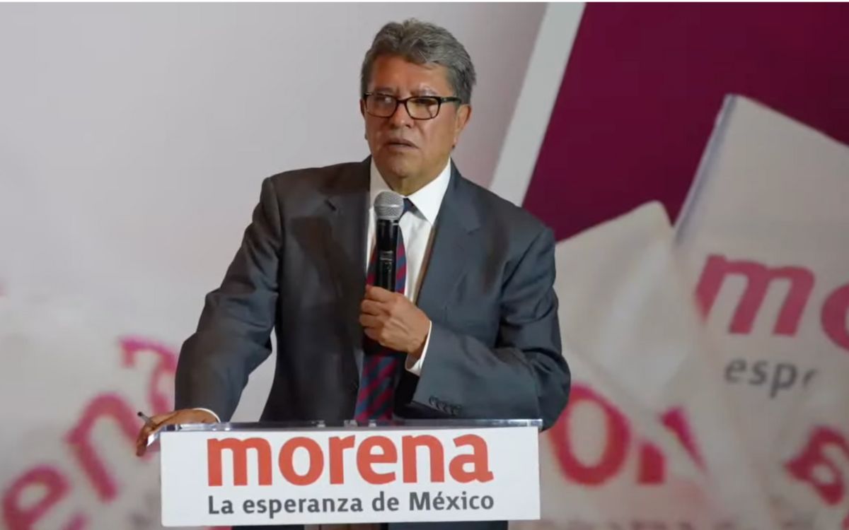 Ricardo Monreal se registra como aspirante de Morena para participar en encuesta