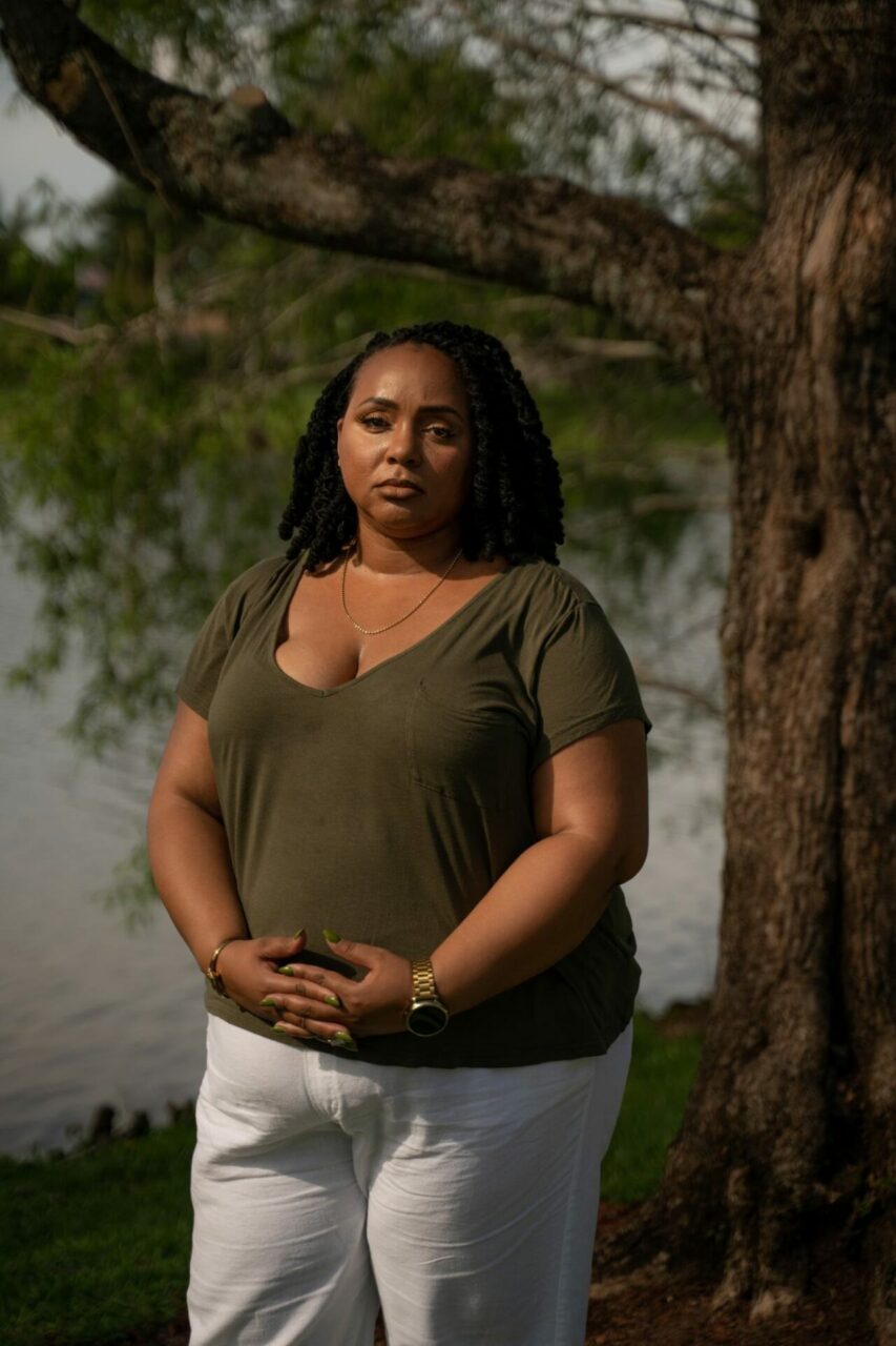 ‘Me obligaron a llevar a mi bebé hasta el final’: mujeres negras a las que se les niega el aborto