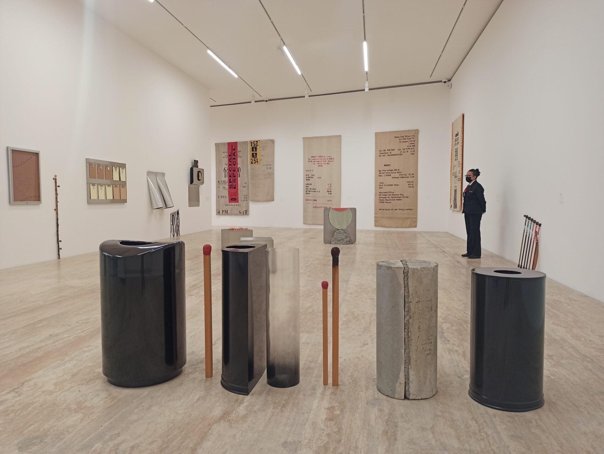 El Museo Jumex reúne 10 años de la obra de Gabriel Kuri