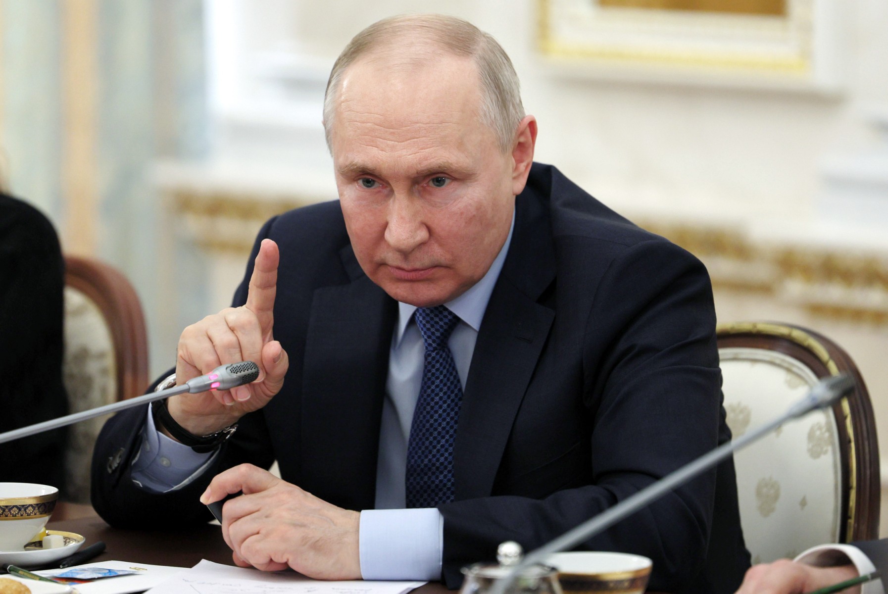 Putin analiza sacar a Rusia del pacto de granos con Ucrania