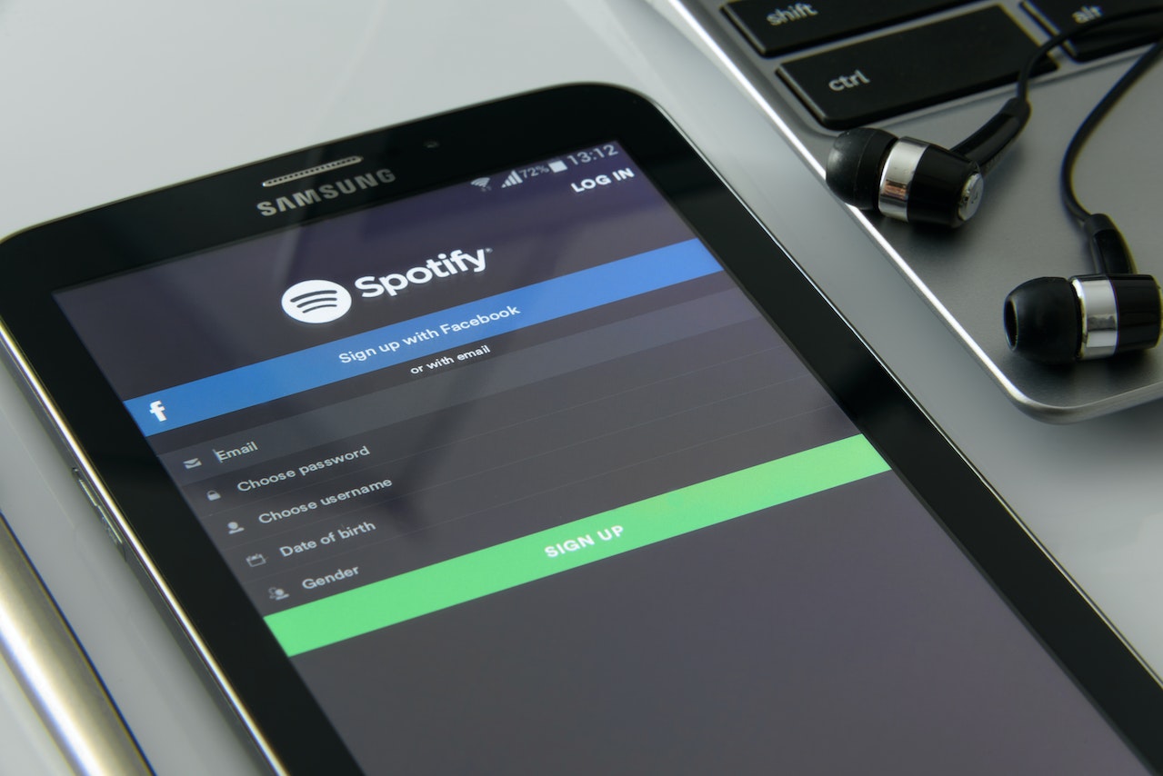 Suecia multa a Spotify por incumplir protección de datos de usuarios