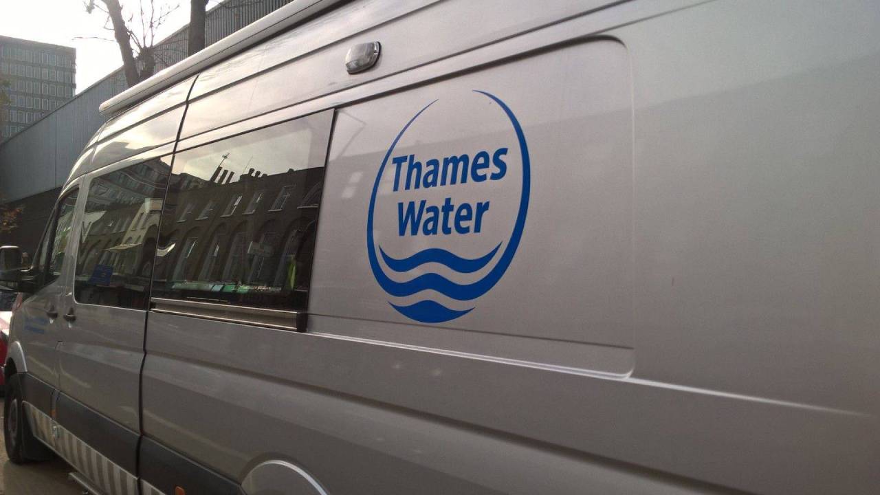 Thames Water, mayor empresa de agua de Reino Unido, está al borde del colapso