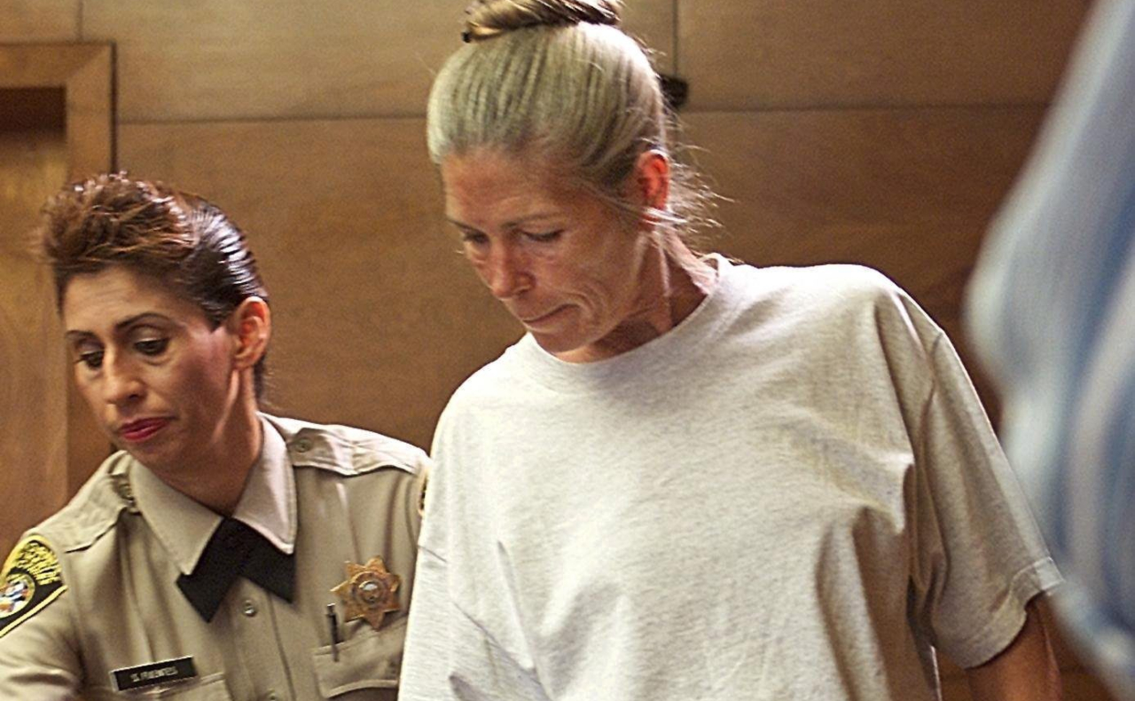 Leslie Van Houten, integrante de la secta Manson, sale de prisión tras 53 años