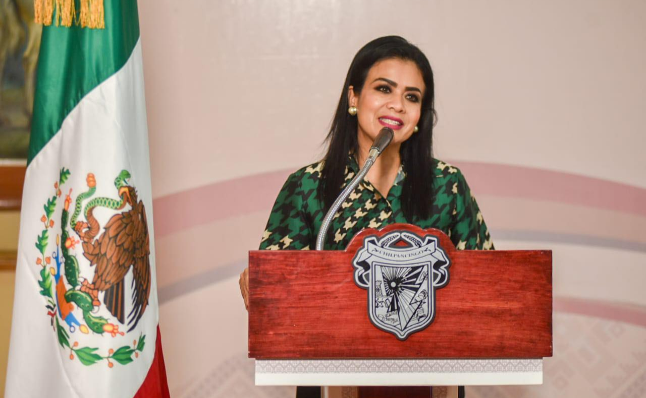 FGR cita a la alcaldesa de Chilpancingo por video con presunto líder de Los Ardillos