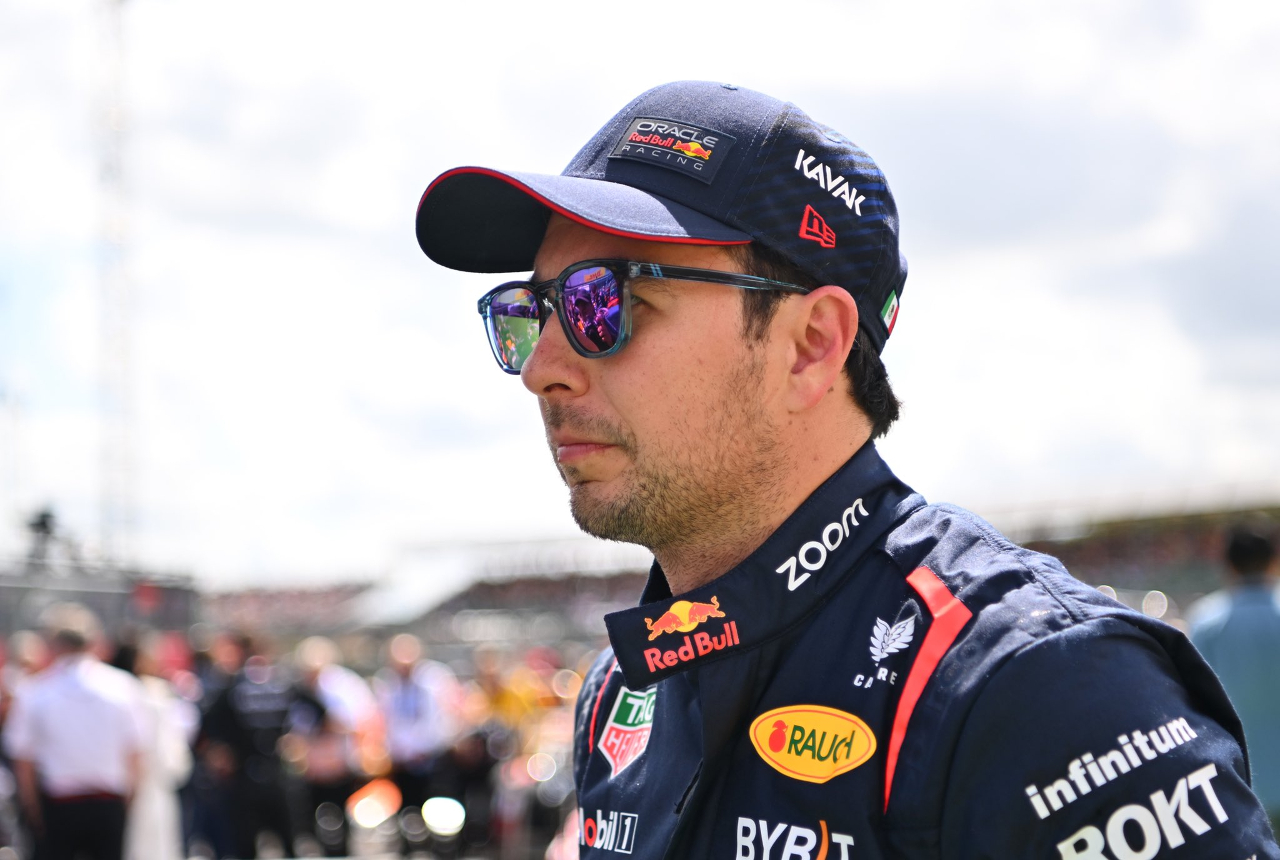 ‘Checo’ Pérez responde a los rumores sobre su salida de Red Bull