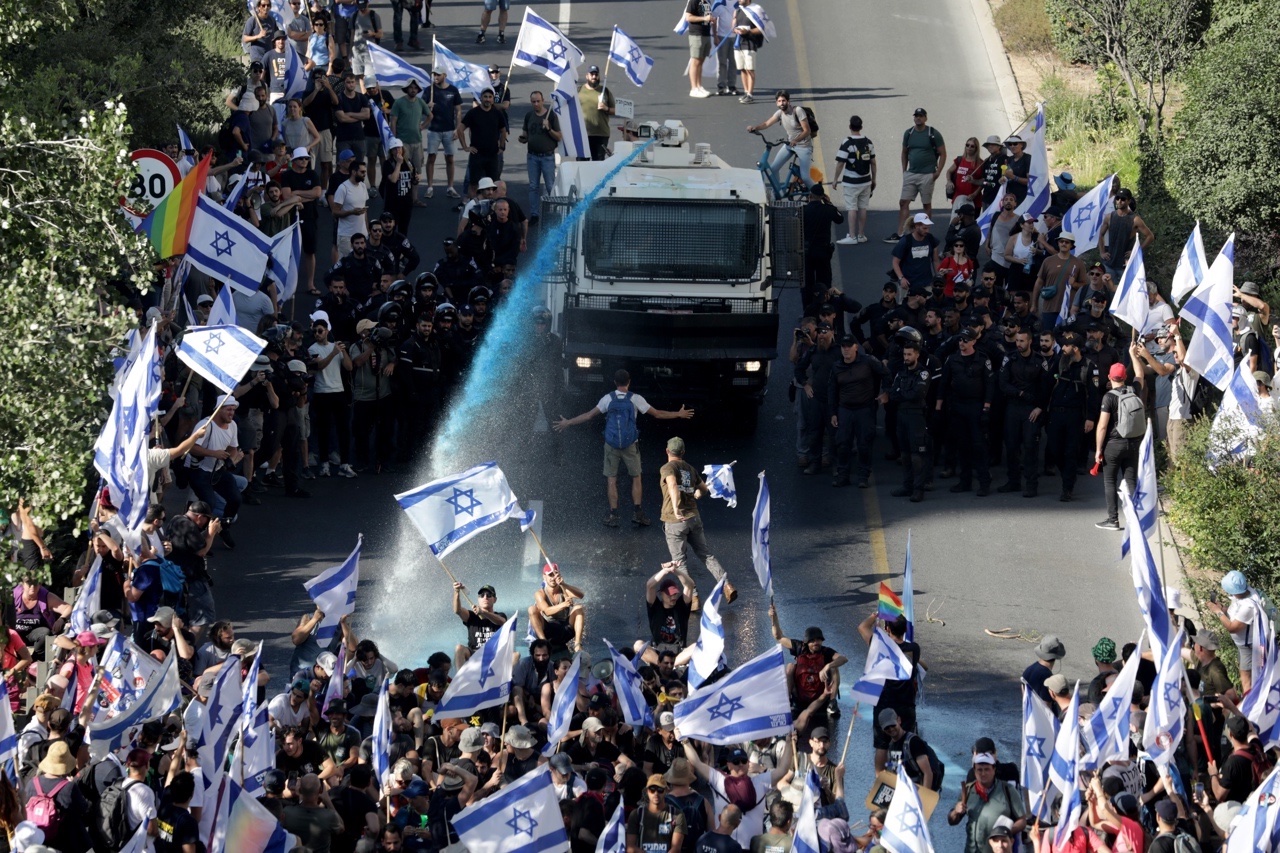 El gobierno de Israel avanza su reforma judicial e ignora las protestas