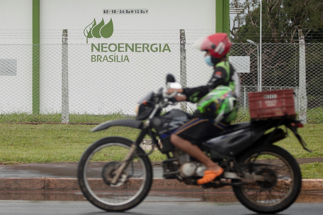 Neoenergia, filial de Iberdrola en Brasil, confirma que venderá activos