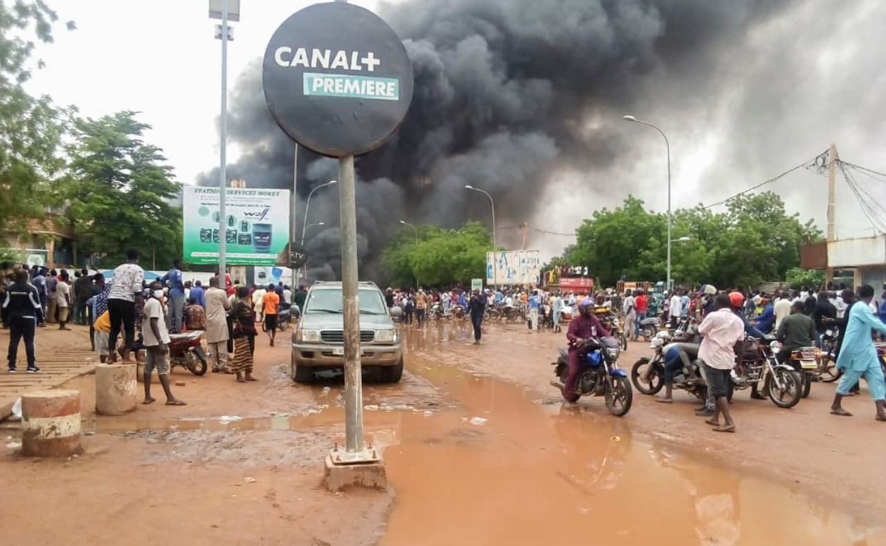 Varias personas resultan heridas durante una manifestación en Níger tras golpe de Estado