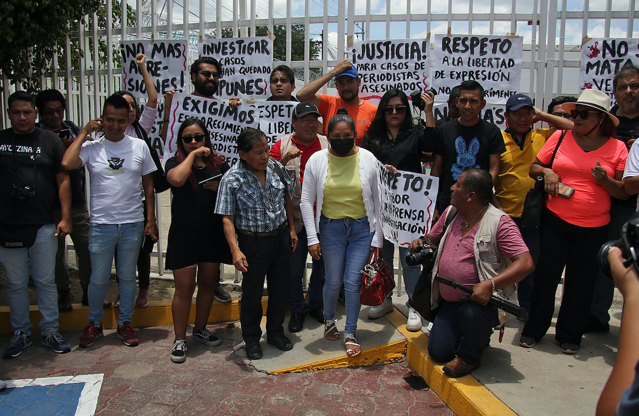 Periodistas marchan y exigen justicia por el asesinato de Nelson Matus en Guerrero